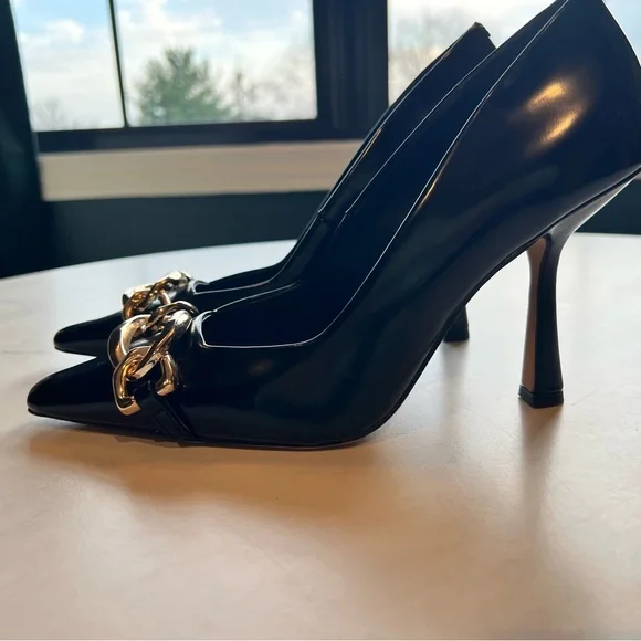 Steve Madden Black Patent Pointed-Toe Pumps with Gold Chain Accent - Picture 2 of 3